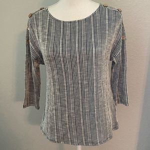 NWT W5 striped black and white top. Small